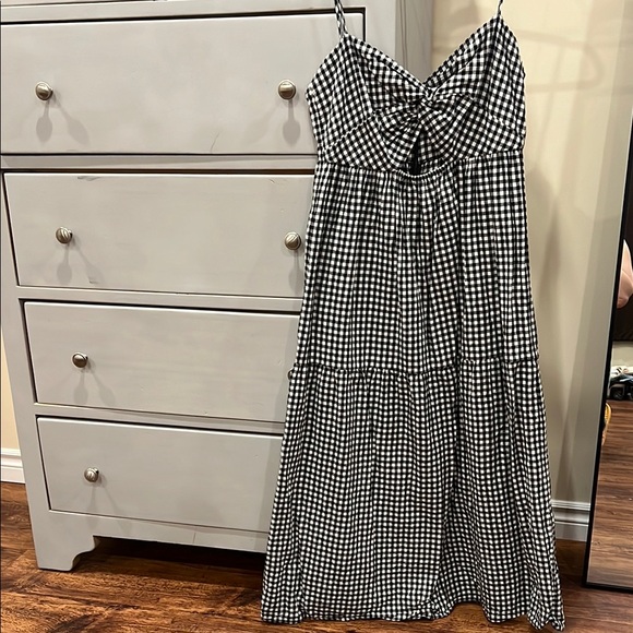 Park & Fifth Gingham Dress - Picture 2 of 4